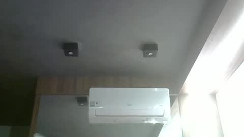skinnykittencam online show from May 10, 2026, 6:57 pm