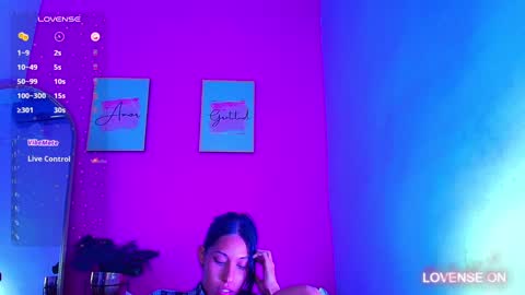 Karla  online show from December 5, 2024, 9:17 am