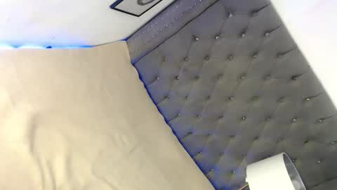 Snapshot of skinnytrans69 chatting on October 25, 2025, 10:34 am skinnytrans69 online show from October 25, 2025, 10:34 am