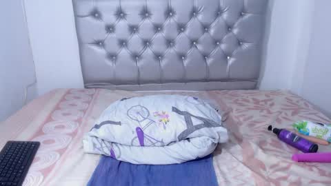 Alexa  online show from February 8, 2025, 6:33 am