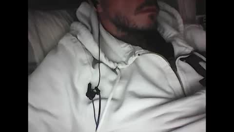 Easy-E online show from October 14, 2025, 1:01 pm