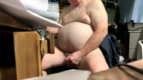 Snapshot of skipstar chatting on October 9, 2025, 5:44 pm Skipstar  seneca cum online show from October 9, 2025, 5:44 pm