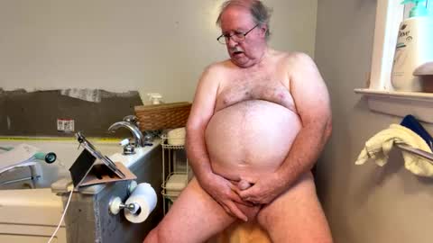 Snapshot of skipstar chatting on October 20, 2025, 3:45 pm Skipstar  seneca cum online show from October 20, 2025, 3:45 pm