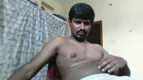 Snapshot of sklavepappu143 chatting on April 13, 2026, 5:02 am Indianslut1431 online show from April 13, 2026, 5:02 am