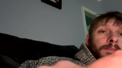 Snapshot of skuzzy25 chatting on January 7, 2025, 8:45 am skuzzy25 online show from January 7, 2025, 8:45 am