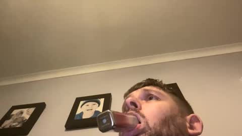 Snapshot of skuzzy25 chatting on January 28, 2025, 12:05 am skuzzy25 online show from January 28, 2025, 12:05 am