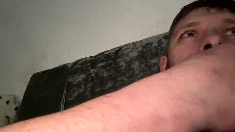 Snapshot of skuzzy25 chatting on February 10, 2025, 7:15 am skuzzy25 online show from February 10, 2025, 7:15 am