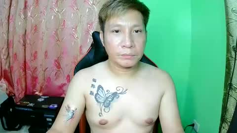 Snapshot of sky1441 chatting on November 7, 2025, 1:55 pm sky1441 online show from November 7, 2025, 1:55 pm