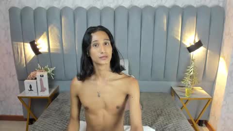 STIVEN online show from December 19, 2024, 2:24 pm
