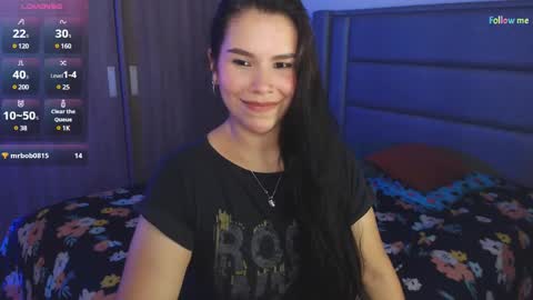 Snapshot of sky_lover_ chatting on December 8, 2024, 3:35 pm Sky  online show from December 8, 2024, 3:35 pm