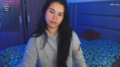 Snapshot of sky_lover_ chatting on January 17, 2025, 9:17 am Sky  online show from January 17, 2025, 9:17 am
