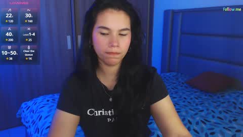 Snapshot of sky_lover_ chatting on January 19, 2025, 9:33 am Sky  online show from January 19, 2025, 9:33 am