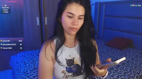 Snapshot of sky_lover_ chatting on January 26, 2025, 12:33 pm Sky  online show from January 26, 2025, 12:33 pm