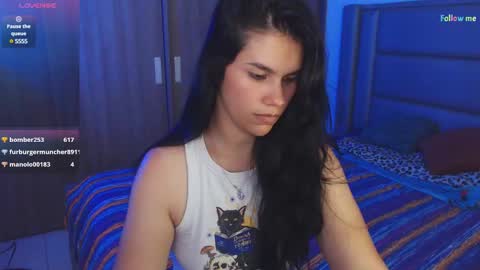 Snapshot of sky_lover_ chatting on February 24, 2025, 12:16 pm Sky  online show from February 24, 2025, 12:16 pm