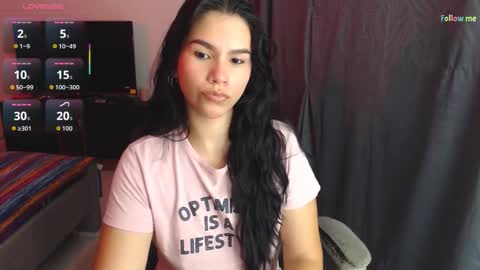 Snapshot of sky_lover_ chatting on October 20, 2025, 9:43 am Sky  online show from October 20, 2025, 9:43 am