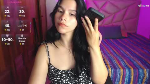 Snapshot of sky_lover_ chatting on April 29, 2026, 1:15 pm Sky online show from April 29, 2026, 1:15 pm