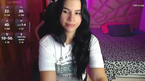 Snapshot of sky_lover_ chatting on June 28, 2026, 9:04 am Sky online show from June 28, 2026, 9:04 am