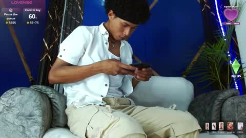 sky_walkerss online show from April 25, 2026, 5:21 pm