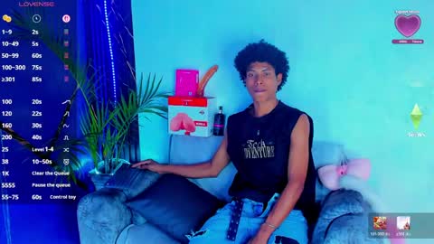 sky_walkerss online show from May 20, 2026, 7:09 pm