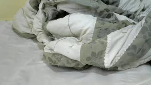 skylar2544 online show from November 22, 2025, 6:34 am