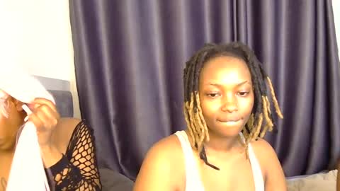 Snapshot of skylar28_ chatting on June 21, 2026, 5:48 pm skylar28_ online show from June 21, 2026, 5:48 pm