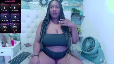 Snapshot of skyler_naomi chatting on April 13, 2026, 4:12 pm skyler_naomi online show from April 13, 2026, 4:12 pm