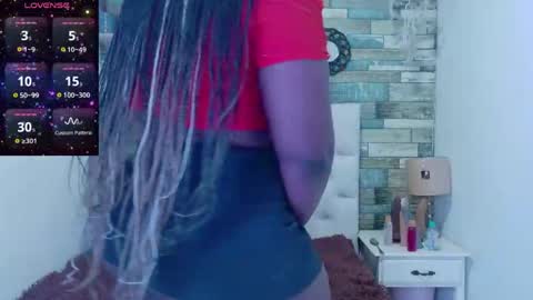 Snapshot of skyler_naomi chatting on May 8, 2026, 1:49 pm skyler_naomi online show from May 8, 2026, 1:49 pm