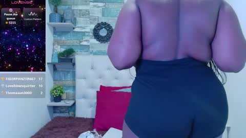 Snapshot of skyler_naomi chatting on May 11, 2026, 1:06 pm skyler_naomi online show from May 11, 2026, 1:06 pm