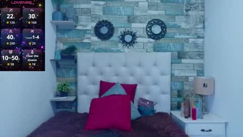 Snapshot of skyler_naomi chatting on May 12, 2026, 1:41 pm skyler_naomi online show from May 12, 2026, 1:41 pm