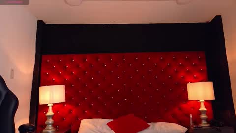 Snapshot of skylerbigxxx chatting on September 21, 2025, 3:30 am SKYLERBIGXXX online show from September 21, 2025, 3:30 am