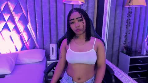 skylerbloom online show from April 23, 2026, 9:06 pm