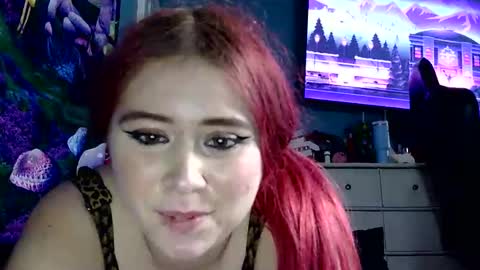 skylerrayy online show from February 9, 2026, 8:18 am