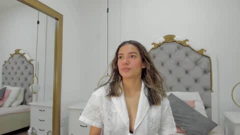 Snapshot of skylerwhite02 chatting on May 31, 2026, 2:53 am Skyler online show from May 31, 2026, 2:53 am