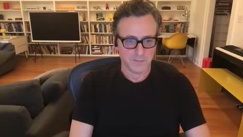 Snapshot of skyline3371 chatting on December 10, 2024, 7:54 pm Skyline3371 online show from December 10, 2024, 7:54 pm