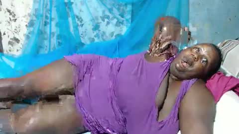 sheliah online show from October 21, 2025, 4:51 pm