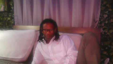 skyonetoo3 online show from September 19, 2025, 11:05 pm