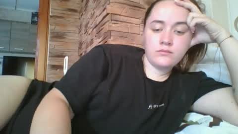 Snapshot of skyressie333 chatting on October 10, 2025, 6:56 am skyressie333 online show from October 10, 2025, 6:56 am