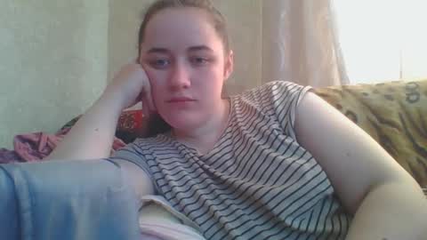 skyressie333 online show from March 22, 2026, 6:28 am