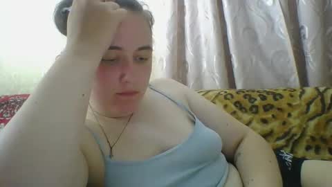 skyressie333 online show from May 3, 2026, 7:20 pm
