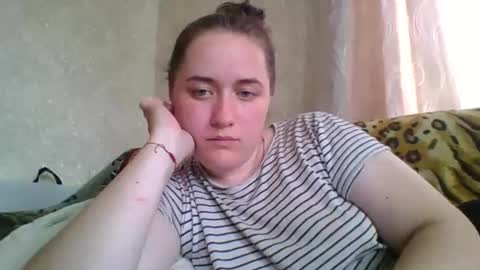 Snapshot of skyressie333 chatting on June 14, 2026, 10:28 am skyressie333 online show from June 14, 2026, 10:28 am