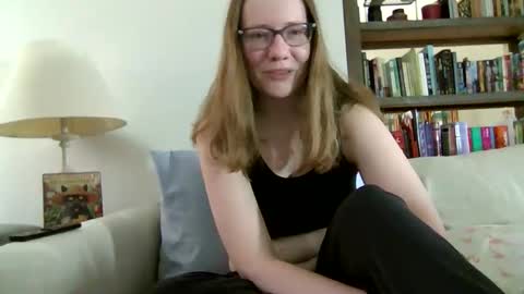 Snapshot of skywinters chatting on March 28, 2026, 7:24 pm Sky Winters online show from March 28, 2026, 7:24 pm