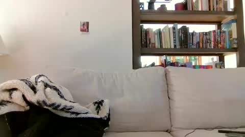 Snapshot of skywinters chatting on April 4, 2026, 2:25 pm Sky Winters online show from April 4, 2026, 2:25 pm