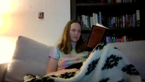 Snapshot of skywinters chatting on May 3, 2026, 1:11 am Sky Winters online show from May 3, 2026, 1:11 am