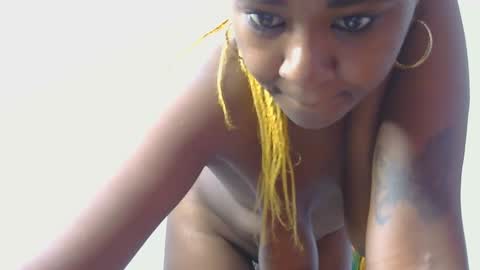 Bella online show from March 5, 2025, 10:00 am