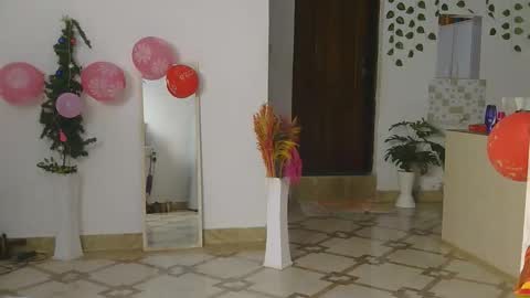 Snapshot of skyy_brown chatting on February 17, 2026, 1:24 am Bella online show from February 17, 2026, 1:24 am