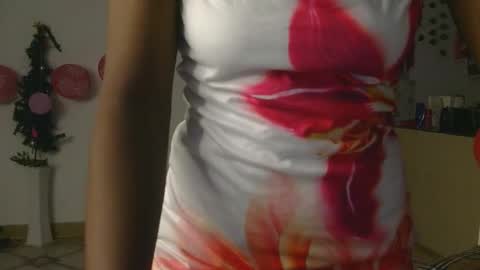 Snapshot of skyy_brown chatting on February 19, 2026, 11:45 pm Bella online show from February 19, 2026, 11:45 pm