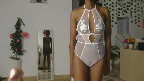 Snapshot of skyy_brown chatting on March 8, 2026, 2:04 am Bella online show from March 8, 2026, 2:04 am