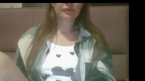 Snapshot of sladkiegubki chatting on October 30, 2025, 9:59 pm Sladkiegubki online show from October 30, 2025, 9:59 pm