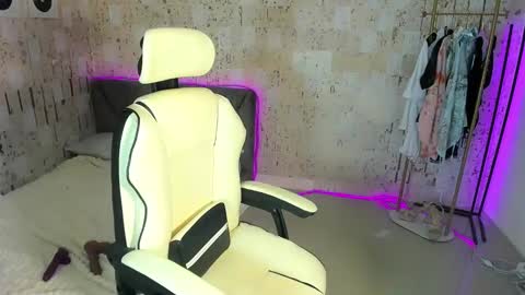 Snapshot of slaughtyalexxx chatting on January 5, 2025, 9:47 pm Alexandria my love online show from January 5, 2025, 9:47 pm