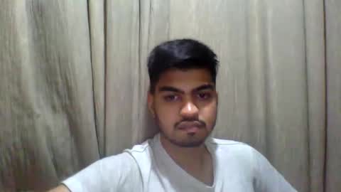Snapshot of slavesj18 chatting on September 25, 2025, 7:28 pm Add me on hangout sjcool1998 online show from September 25, 2025, 7:28 pm